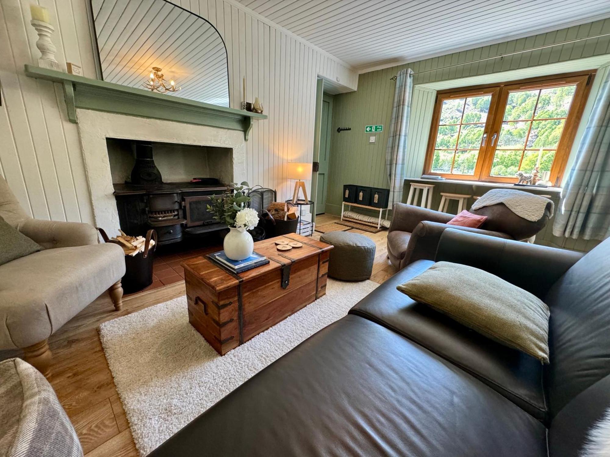 Rosemount Bothy - Highland Cottage Garve Buitenkant foto